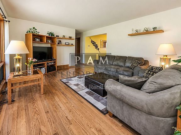 2nd image of 11407 W Mount Vernon Ave