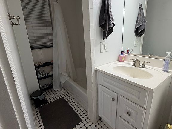 3rd image of 26 Hemenway St APT 10