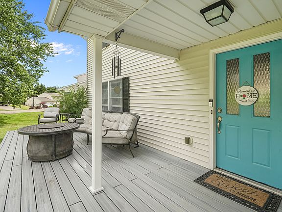 2nd image of 412 Jodie Dr