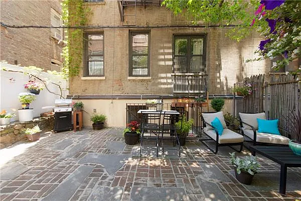 Sold by KG Properties | media 27