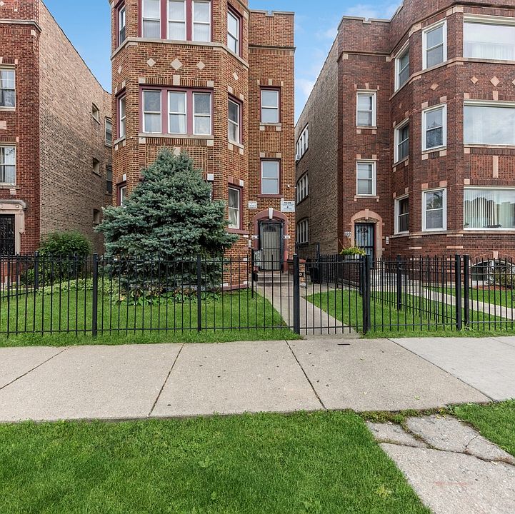 1st image of 1121 N Leclaire Ave