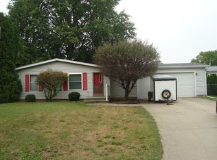 1207 W 19th St, La Porte, IN 46350