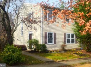 7937 Timarand Ct, Lorton, VA 22079