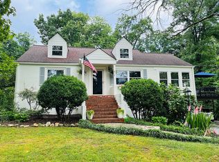 217 Pied Piper Trl, Lookout Mountain, GA 30750