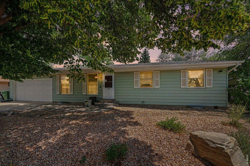 3954 Cottonwood Dr