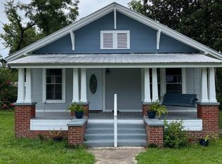 145 Live Oak Ave W, Defuniak Springs, FL 32435