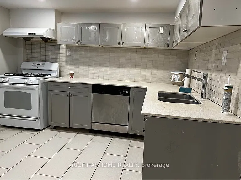 1 Mozart Ave — Photo 20