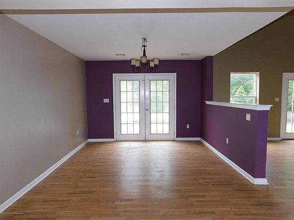 5th image of 2107 Cedarview Dr