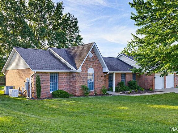 5th image of 1736 Sherwood Dr