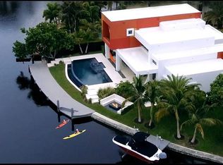 2101 NE 20th Ave, Wilton Manors, FL 33305