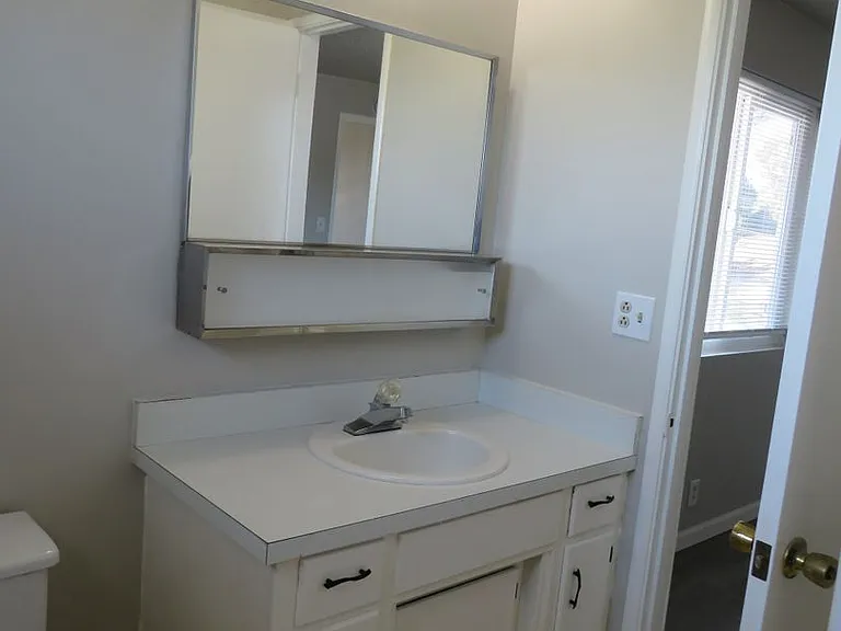 337 N. Merrill Ave — Photo 13