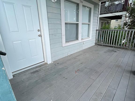 2nd image of 2914 E Columbus Dr Unit 1