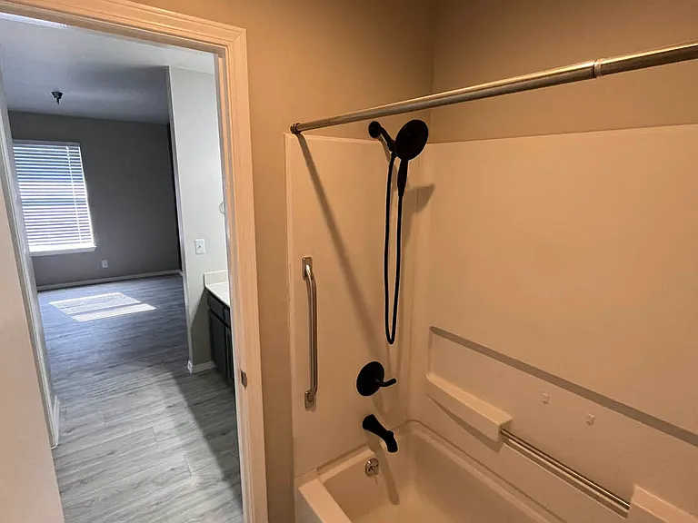 The Lodge Apartments — Photo 21