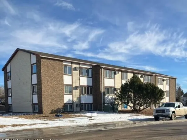 2778 6th Ave W, Dickinson, ND 58601