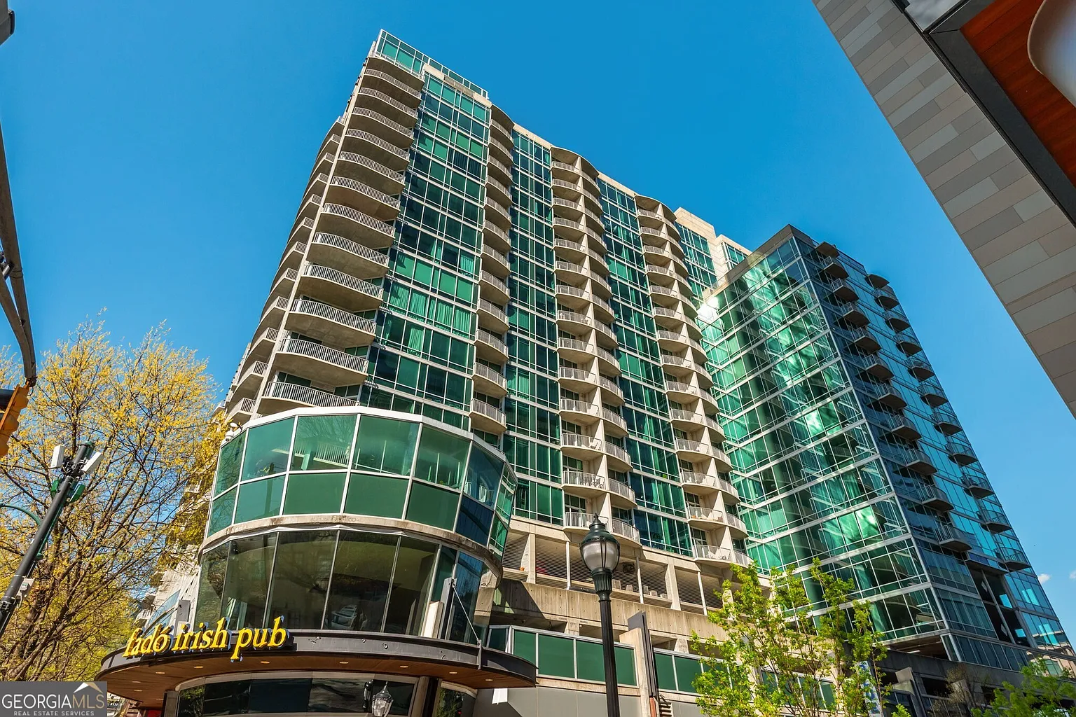 943 Peachtree St NE Unit 901 photo 1