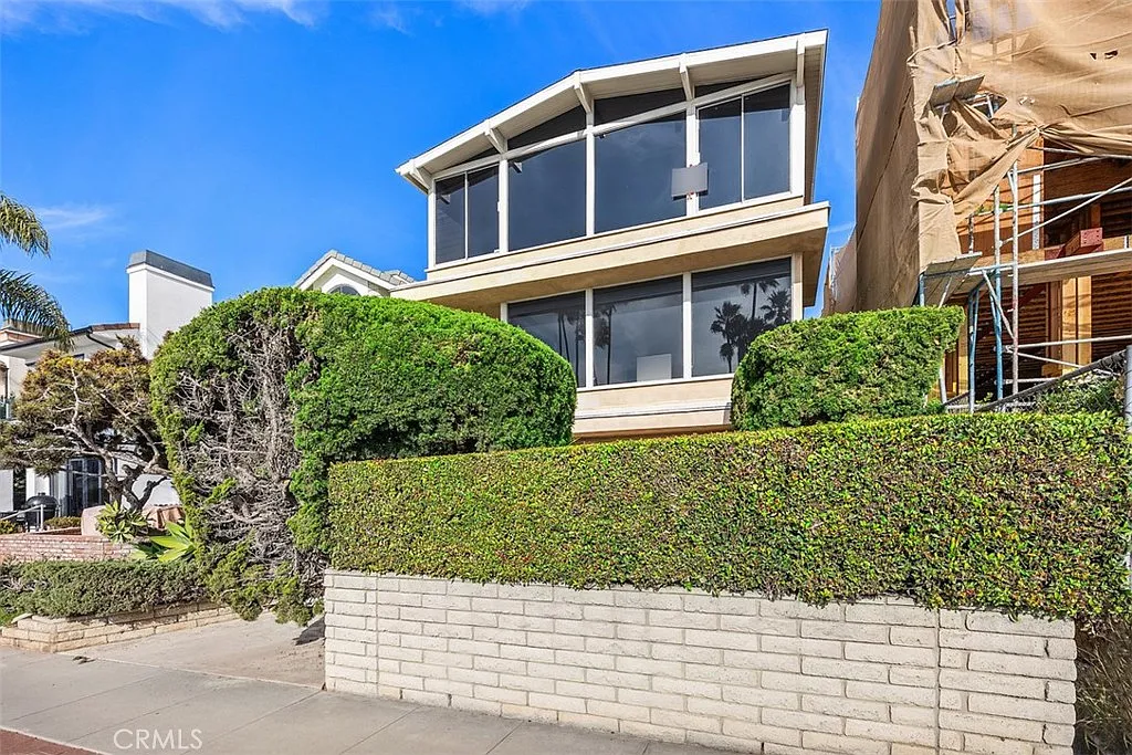 Building Photo - 2512 Ocean Blvd #B