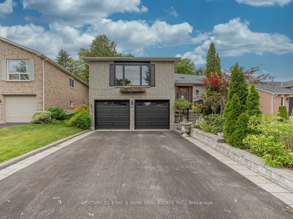 40 Stonehill Blvd, East Gwillimbury, ON L9N 1E3