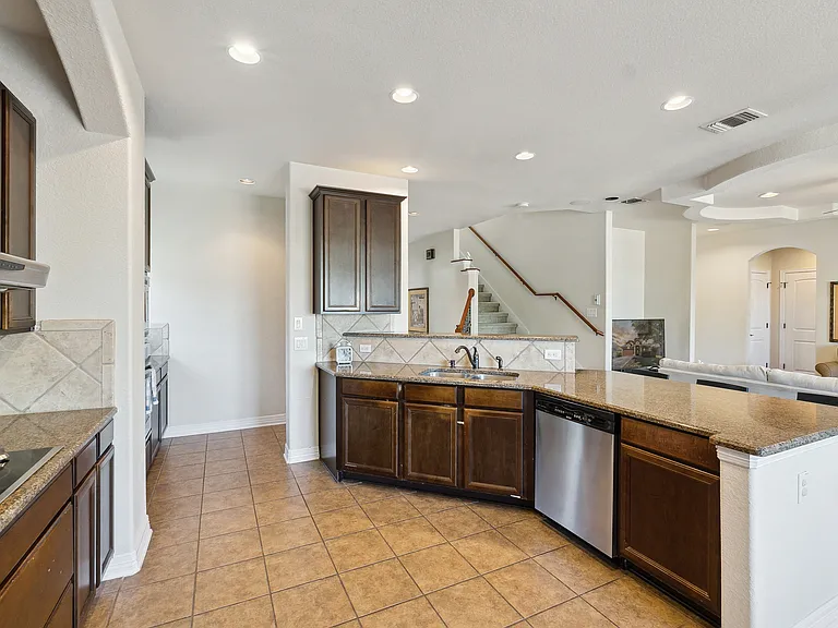 13401 Ronan — Photo 13