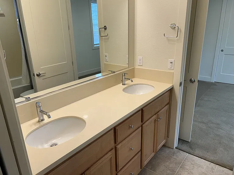 3904 Park Gardens Dr — Photo 20