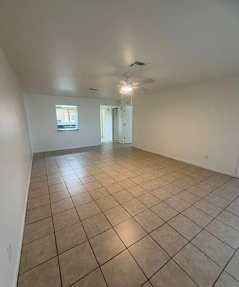 1318 SE 40th Terrace 4 — Photo 16