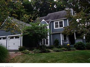 8 Old Village Ln, Unionville, CT 06085