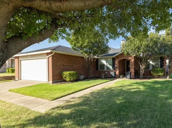 1435 Windy Meadows Dr, Burleson, TX 76028