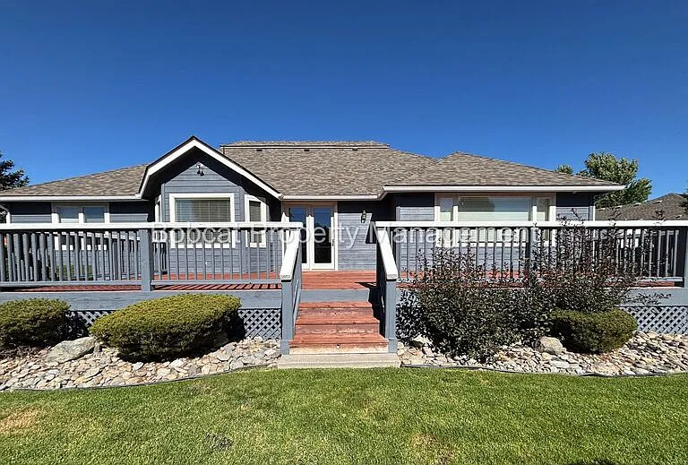 1300 Bridle Way — Photo 45
