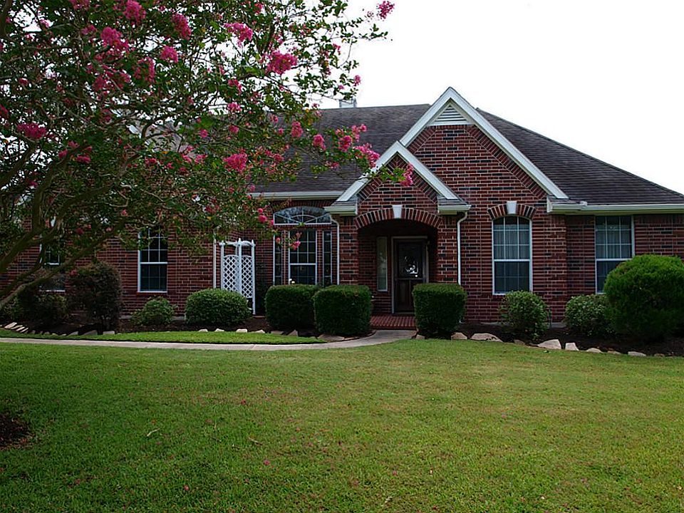 1st image of 21728 E Yaupon Cir