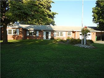 Welcome to 2 Wedgewood Rd!