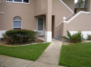 28 Cosmopolitan Dr UNIT 13, Lehigh Acres, FL 33936