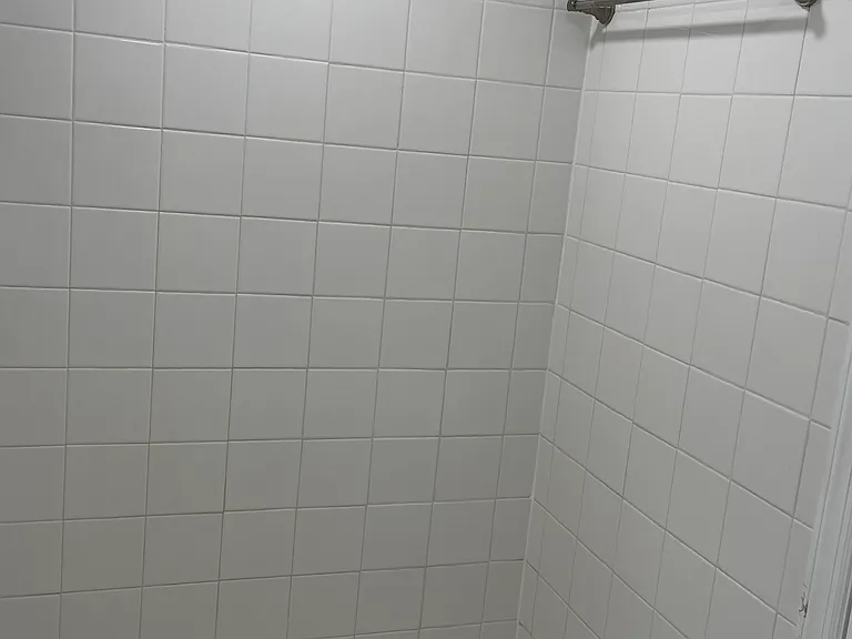 141 Dekalb Ave #B — Photo 2