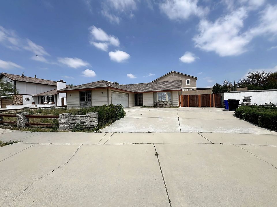 1st image of 18246 Fairview Dr