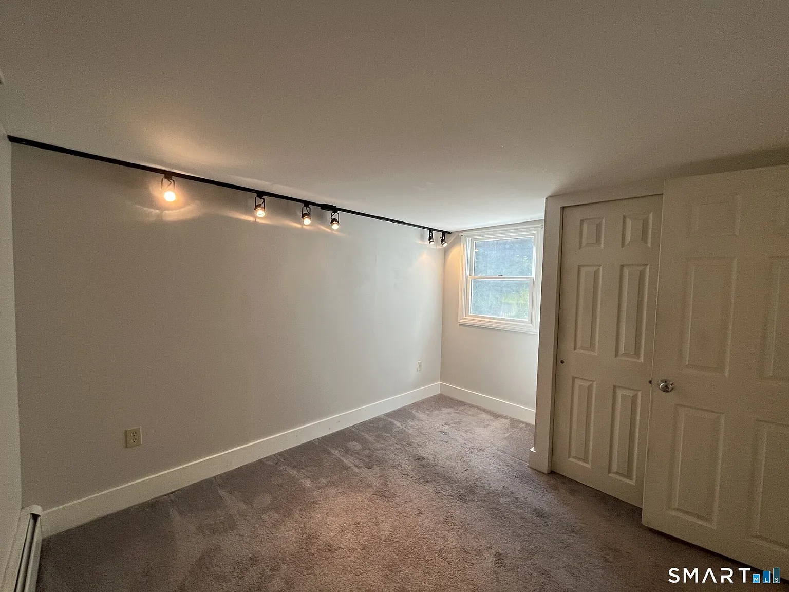 2 bed, 1.0 bath, 700 sqft, $2,200 — Photo 4