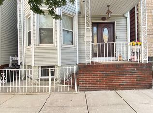 218 Cleveland Ave FLOOR 2, Harrison, NJ 07029