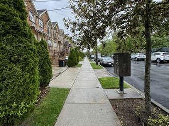 5th image of 2809 Ely Ave Unit 3