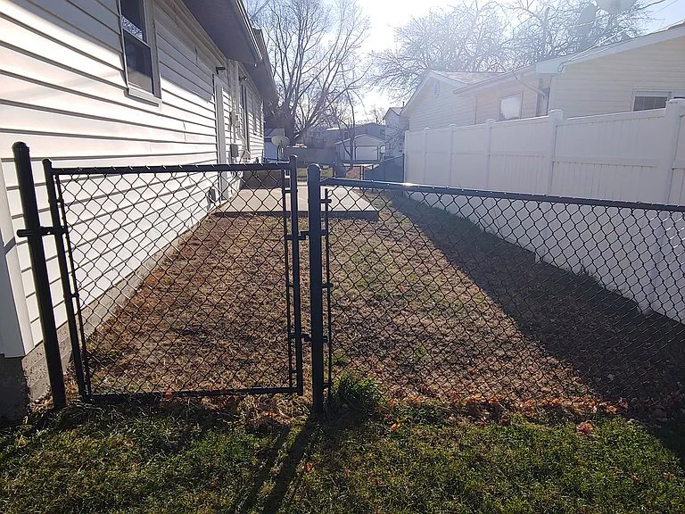 4080 Boston Dr — Photo 4