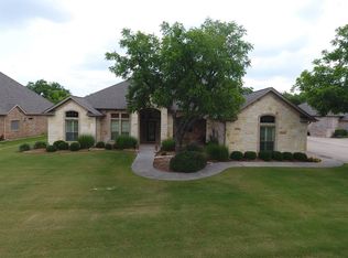 6415 Colonial Dr, Granbury, TX 76049