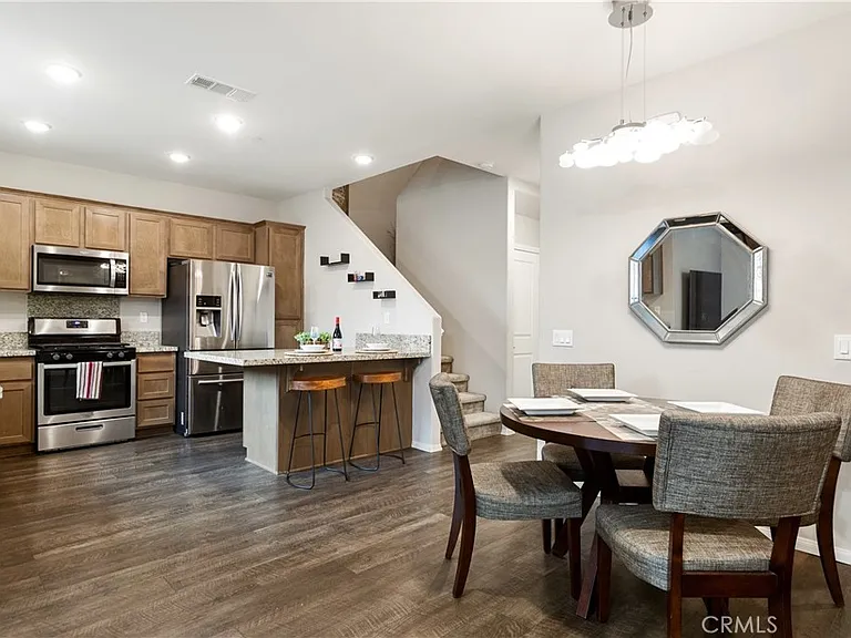 7866 Marbil Ln — Photo 6