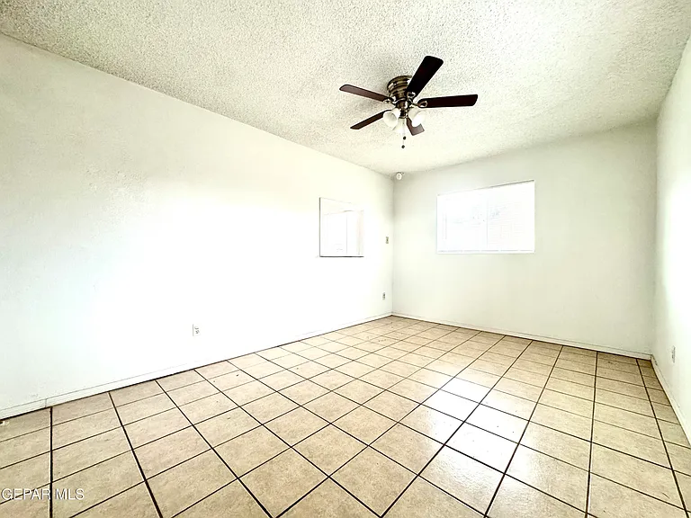 209 San Saba Rd — Photo 11