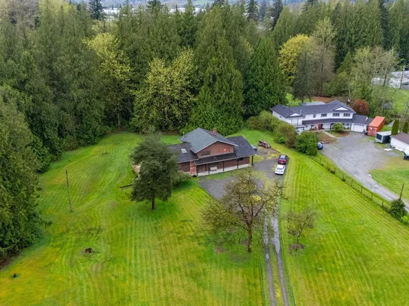 6879 229th St, Langley, BC V2Y 2J7