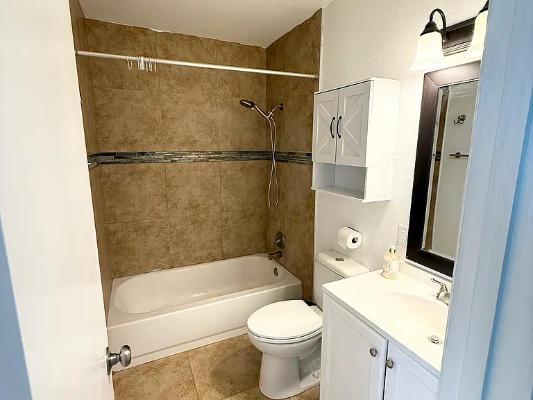 741 Camino Floretta NW — Photo 8