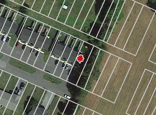 202 14th St APT A, Grottoes, VA 24441