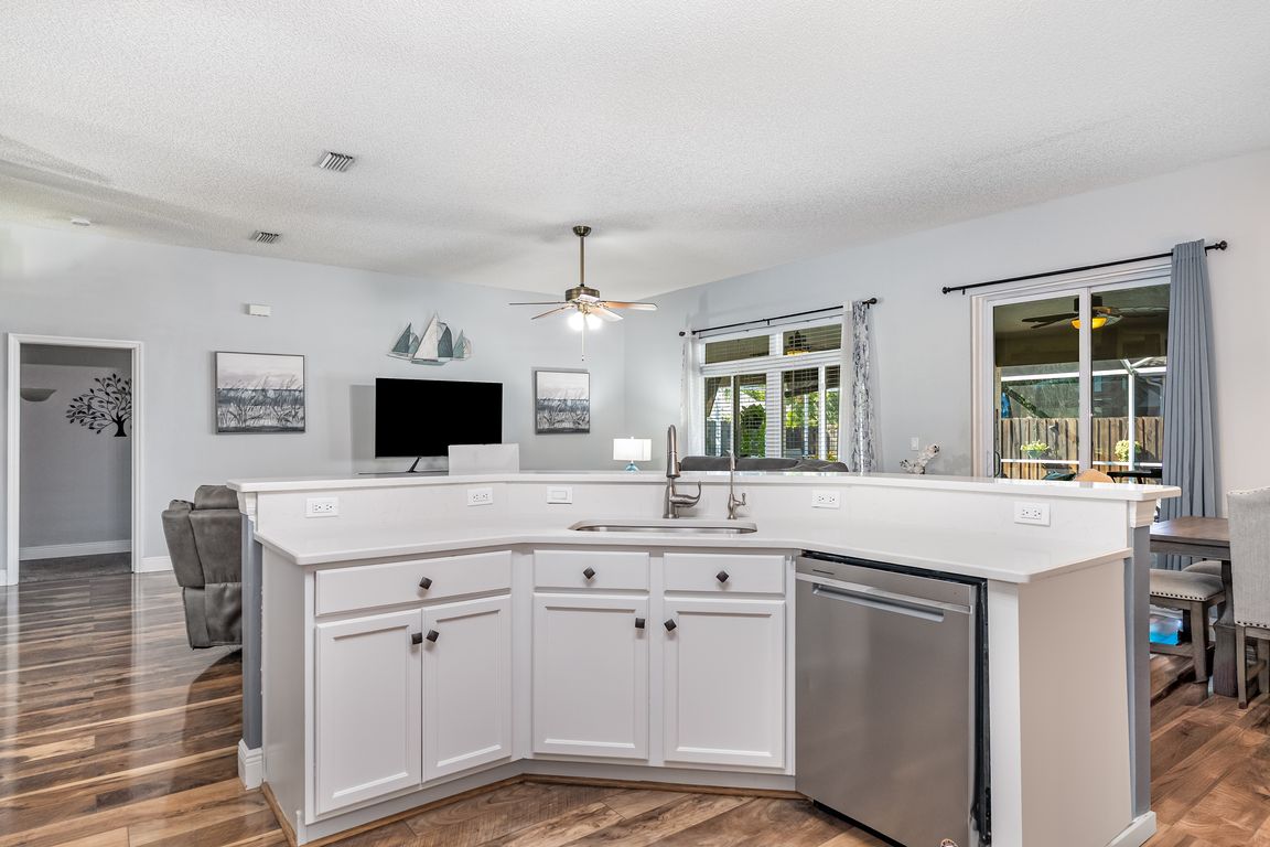 next background image