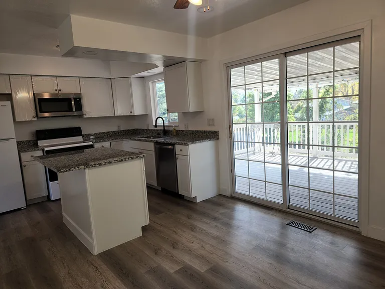 1741 Davis Dr #A — Photo 5
