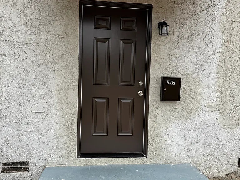 7962 De Garmo Ave — Photo 10