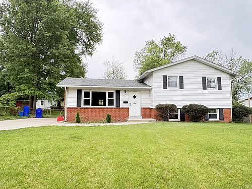 14203 Chelmsford Rd Photo 1