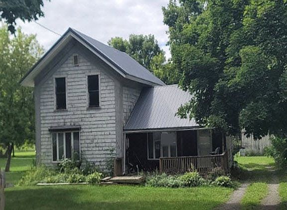 2nd image of 12165 Ridge Rd