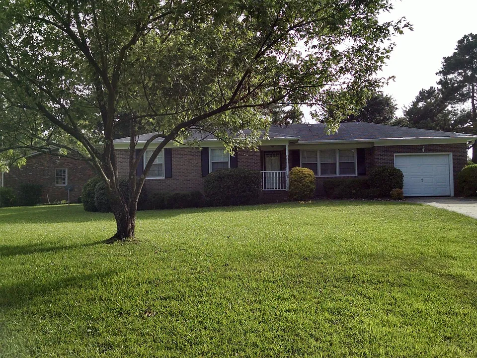 301 Sierra Dr