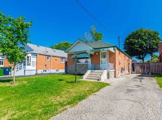 139 Flora Dr, Toronto, ON M1P1A7