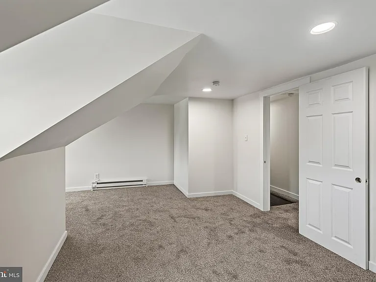 445 E Main St #2 — Photo 15